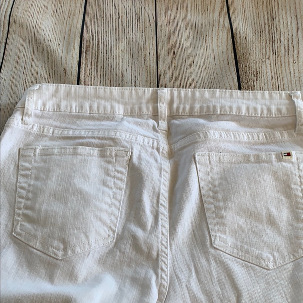 Tommy Hilfiger white denim. Size 10. Ankle length.